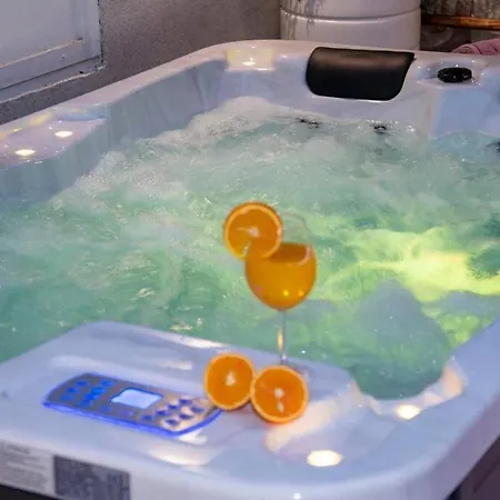 Shtorya - Centre Split