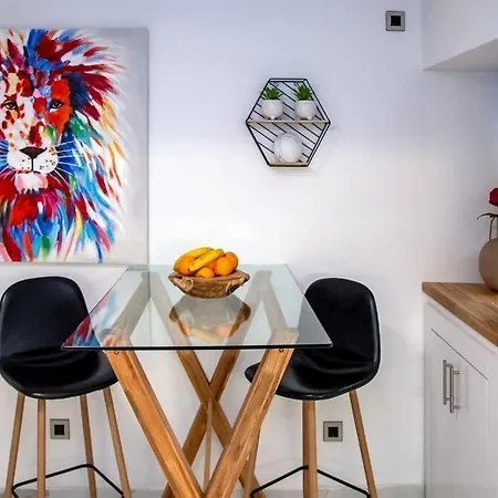 Shtorya - Centre Apartment